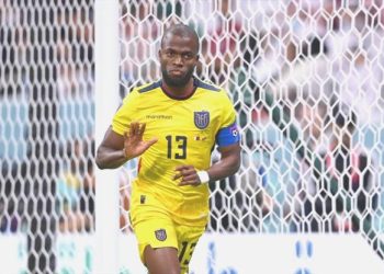 Valencia yedeklerde başladı, maça damga vurdu!