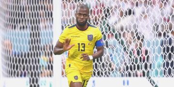 Valencia yedeklerde başladı, maça damga vurdu!