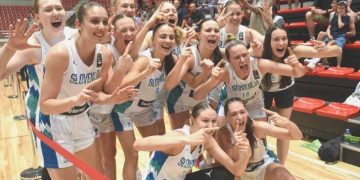 18 yaş altında Avrupa Şampiyonu Slovenya