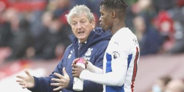 76 yaşındaki Hodgson’dan yeni imza