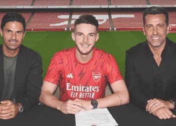 Arsenal rekor transferi resmen açıkladı