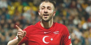 Beşiktaş, Halil Dervişoğlu’nda keyifli sona ulaştı