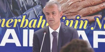 “Çok değerli transfer ataklarımız var”