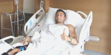 Emrecan Uzunhan ameliyat oldu