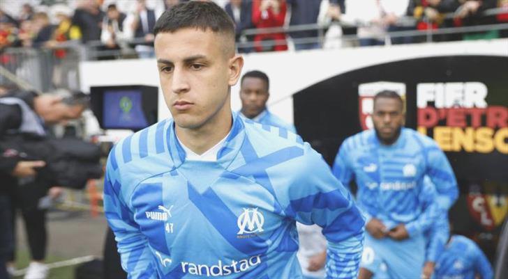 Eski Galatasaraylı, Fenerbahçe’ye imza için geliyor