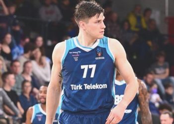 Fenerbahçe Beko, Türk Telekom’un forvetini aldı!