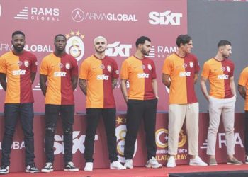 Galatasaray’dan gövde gösterisi