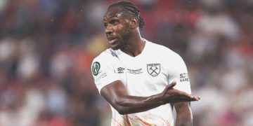 Galatasay’a Premier League’den sürpriz golcü