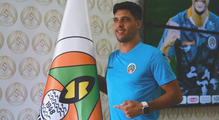 “Hiç tereddüt etmeden kabul ettim”