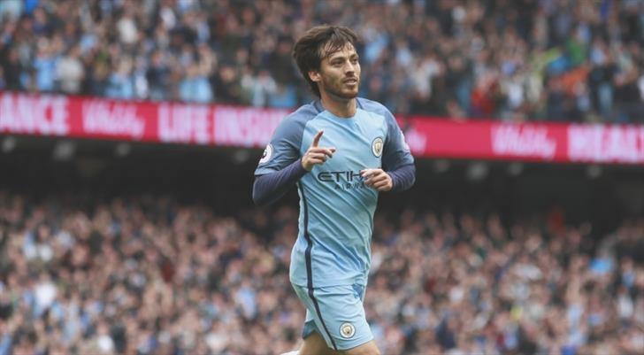 Manchester City efsanesi futbolu bıraktı