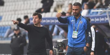 Medipol Başakşehir 7 antrenörle yollarını ayırdı