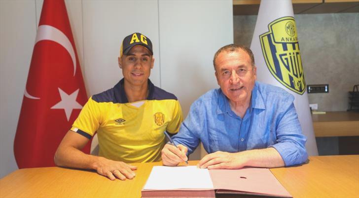 MKE Ankaragücü Alper Uludağ’ı takımına kattı