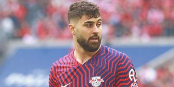 Rekor transfer yükleniyor