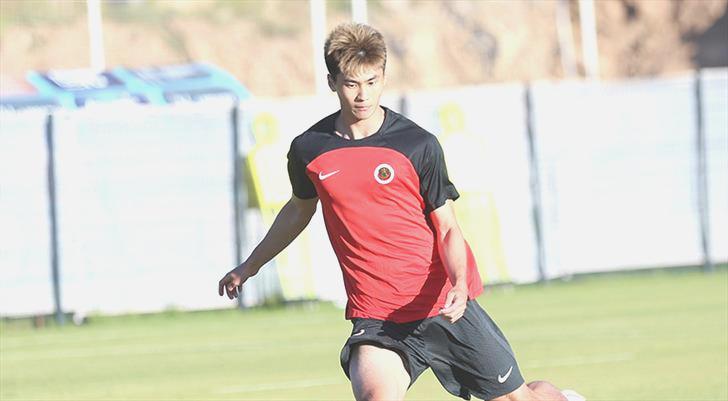 Shaocong Wu ekiple çalıştı