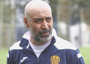 Tolunay Kafkas’tan transfer kelamları: “İki oyuncu daha…”