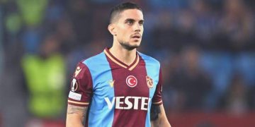 Trabzonspor’dan ayrılmıştı, Bartra imzayı attı!