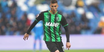 Üstün Lig’in iki devi transferde karşı karşıya!