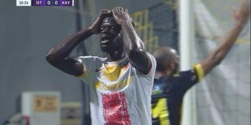 Ali Karimi fevkalade vurdu,  David Jensen birebir hoşlukta çıkardı