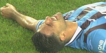 Bakasetas’ın füzesi Gökhan’dan döndü!