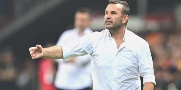 Buruk’tan Ziyech kelamları: “Durumunu bilmiyorum”