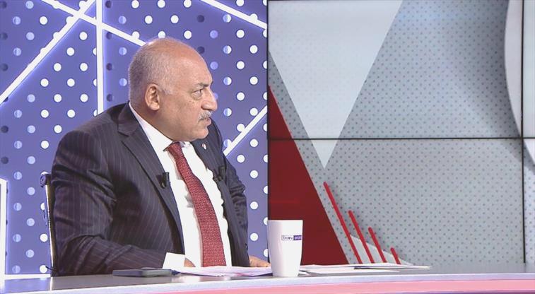 Büyükekşi: “80 kişilik bir takım…”