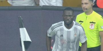 Colley attı, bayrak kalktı!