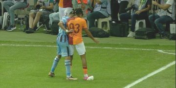 Derbide top patladı! İşte o anlar…