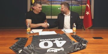 Fenerbahçe’de Livakovic gelişmesi!
