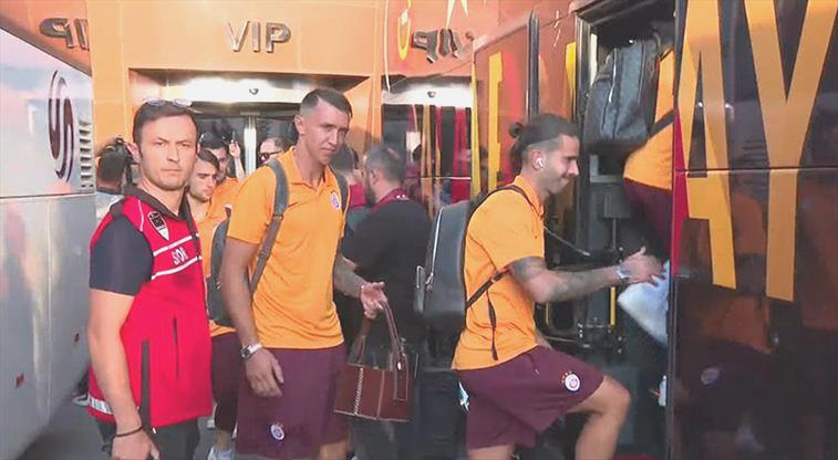 Galatasaray Kayseri’de coşkuyla karşılandı