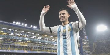 Galatasaray’a Paredes’ten berbat haber!