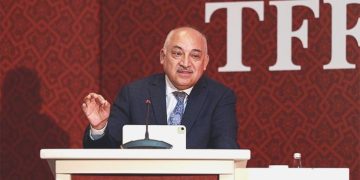 Mehmet Büyükekşi: “Hakemler toplumda hak ettiği saygıyı görmüyor”