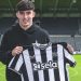 Newcastle United yeni sağ bekini duyurdu!