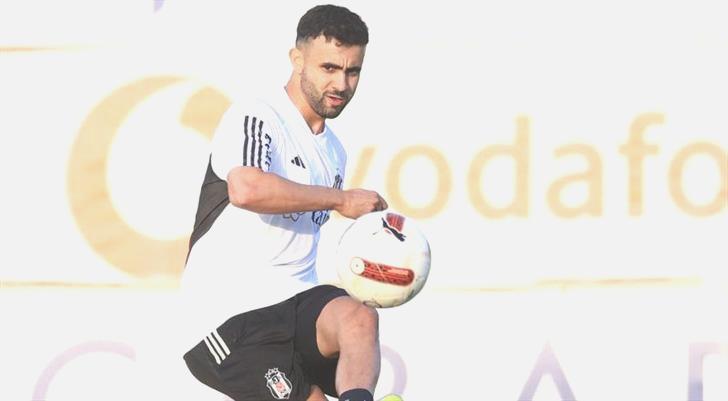Rachid Ghezzal geri döndü