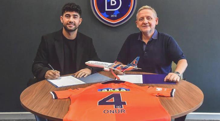 RAMS Başakşehir yeni transferi açıkladı! 1+1 yıllık