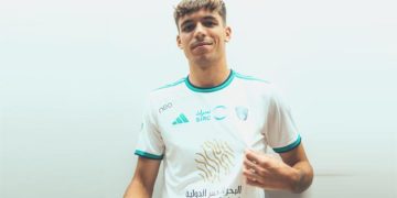 Şaşırtan imza! 21’lik yıldız adayı Suudi Arabistan’da…