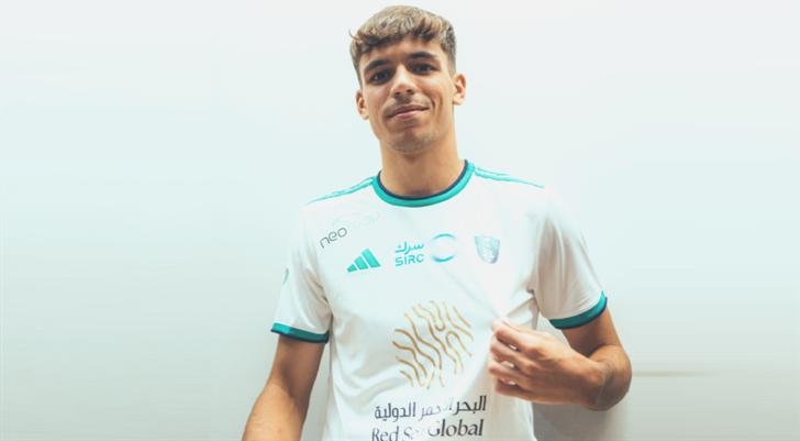 Şaşırtan imza! 21’lik yıldız adayı Suudi Arabistan’da…