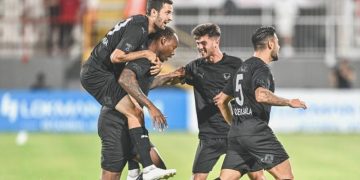 Strandberg birinci maçında nefis bir gol attı!