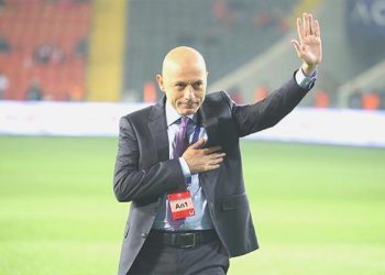 TFF’den Cüneyt Çakır’a tebrik