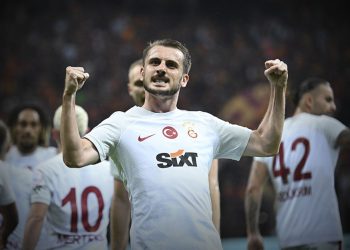 Galatasaray sahasında Samsunspor’u 4 golle geçti