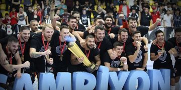 Hentbol Erkekler Süper Kupa şampiyonu Beşiktaş Safi Çimento