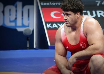 Milli Güreşçi Rıza Kayaalp dünya ikincisi
