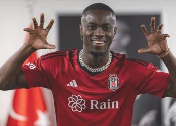 Bailly birinci 11’de başlayacak mı? Şenol Güneş açıkladı