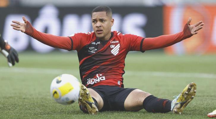 Barcelona’da flaş sakatlık gelişmesi! 3 ay alanlardan uzak kalacak