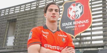 Bertuğ Yıldırım, Fransa’ya transfer oldu!