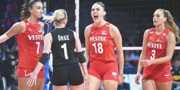 Beşiktaş dev finali statta yayınlayacak