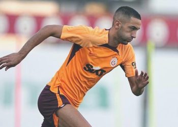Erden Timur: “Ziyech, PSG’ye transfer olmak üzereydi”