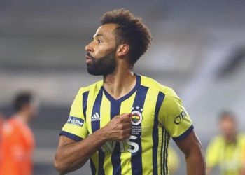 Fenerbahçe ayrılığı duyurdu
