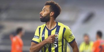 Fenerbahçe ayrılığı duyurdu