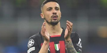 Fenerbahçe ile Lyon transferde karşı karşıya!