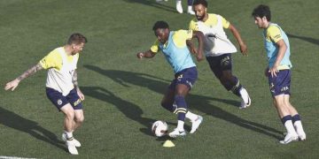 Fenerbahçe’de, Bitexen Antalyaspor mesaisi